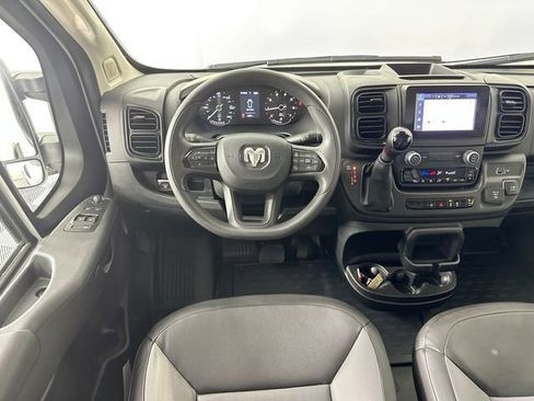 Used 2025 RAM ProMaster 3500 w/ Safety Group FWD image 18