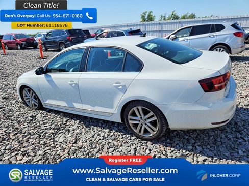 Used 2017 Volkswagen Jetta SEL FWD image 3