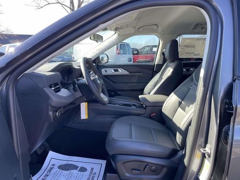 New 2026 Ford Explorer Active w/ Active Comfort Package image 17