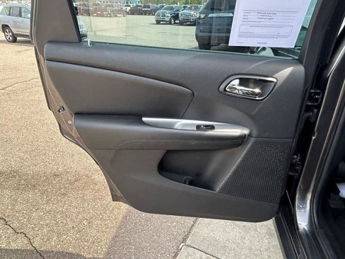 Used 2015 Dodge Journey FWD image 13