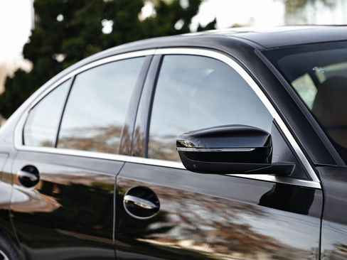 New 2026 BMW 330i Sedan w/ Premium Package image 3