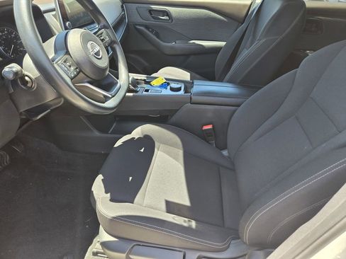 Used 2023 Nissan Rogue S AWD/4WD image 13