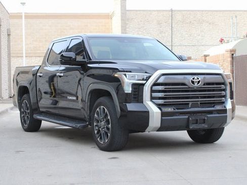 Used 2023 Toyota Tundra Limited image 2