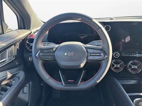 New 2025 Chevrolet Blazer EV RS image 12