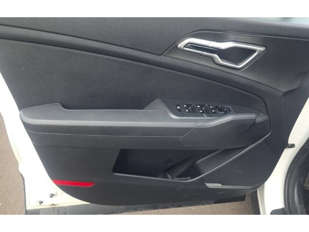 Used 2026 Kia Sportage S AWD/4WD image 7