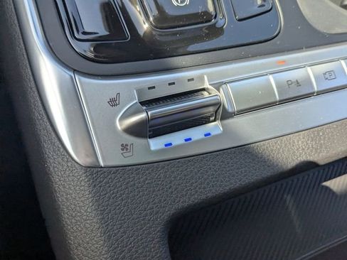 New 2027 Kia Carnival SX FWD image 23