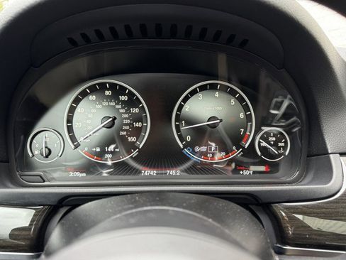 Used 2014 BMW 550i Sedan image 29