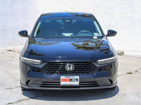 Used 2025 Honda Accord SE image 2