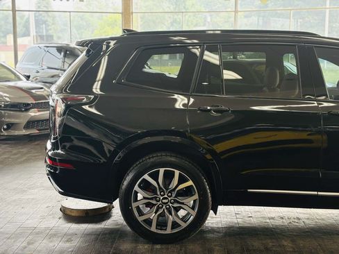 Used 2023 Cadillac XT6 Sport AWD/4WD image 6