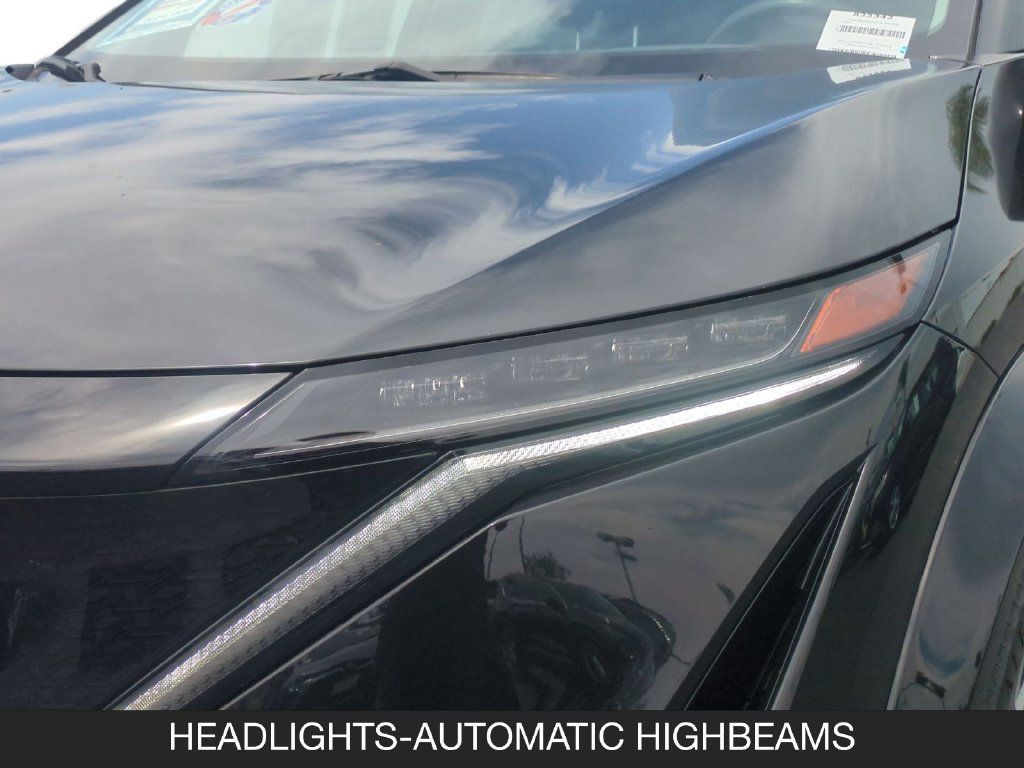 Used 2024 Nissan Ariya AWD image 10