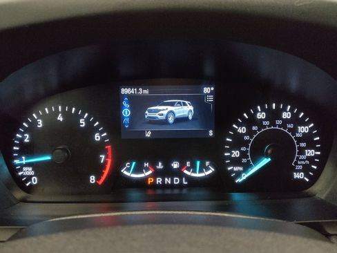 Used 2023 Ford Explorer 4WD image 23