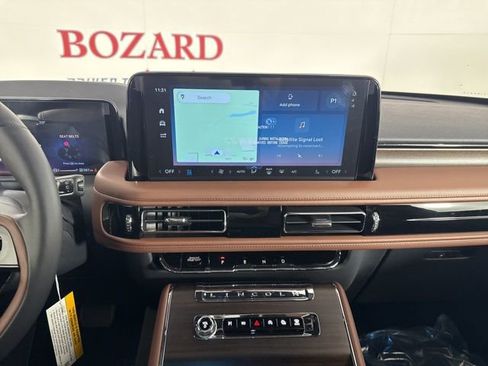 New 2026 Lincoln Aviator Reserve image 11