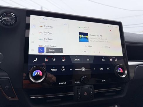 Used 2025 Lexus GX 550 image 28