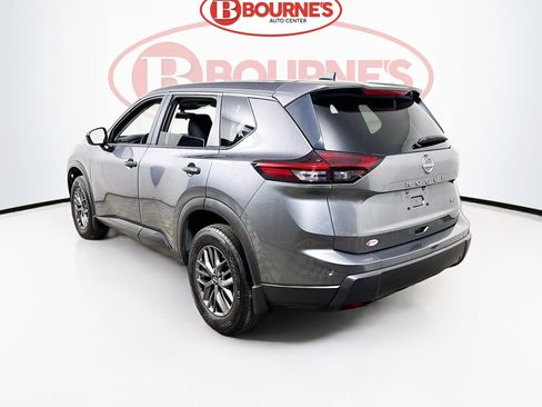 Used 2025 Nissan Rogue S image 7