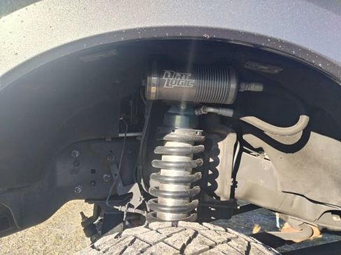 Used 2019 Ford F250 Lariat w/ Lariat Ultimate Package image 3