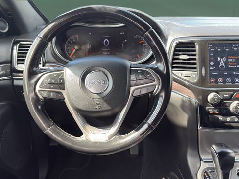 Used 2021 Jeep Grand Cherokee Overland AWD/4WD image 20