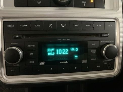 Used 2009 Dodge Journey SXT w/ Flexible Seating Group AWD/4WD image 18