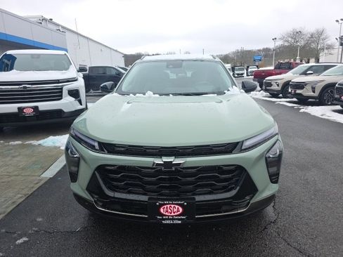 New 2026 Chevrolet Trax ACTIV image 2