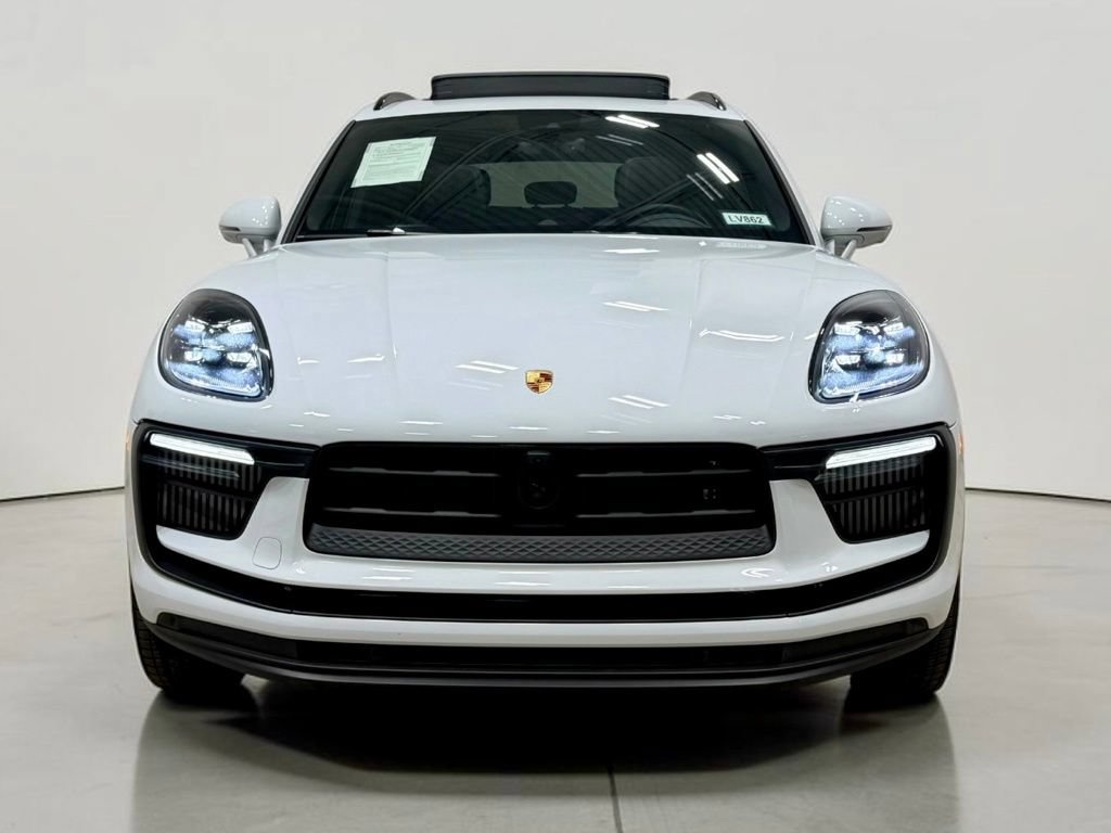 Used 2024 Porsche Macan S AWD/4WD image 8