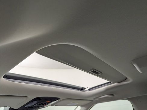 New 2026 Kia Carnival SX Prestige image 29