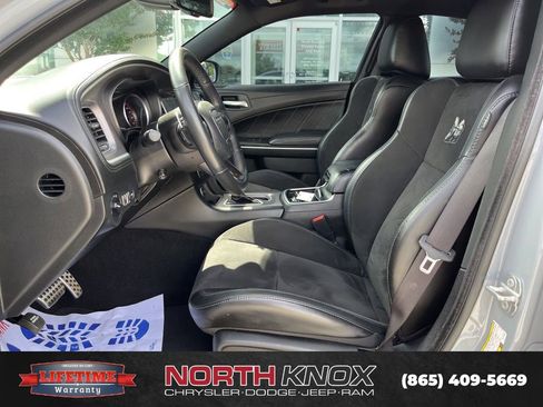 Used 2022 Dodge Charger Scat Pack RWD image 7