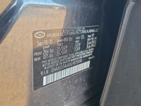 Used 2020 Hyundai Santa Fe Limited image 37