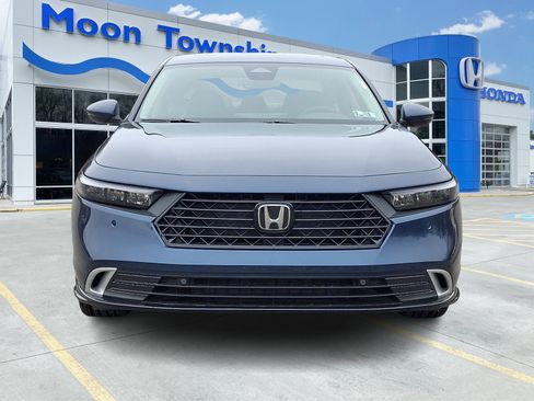 New 2026 Honda Accord Touring image 2