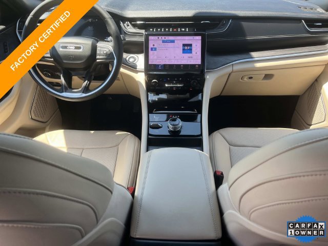 Certified 2025 Jeep Grand Cherokee L Limited w/ Luxury Tech Group II AWD/4WD image 17