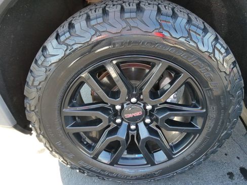 Certified 2022 GMC Sierra 1500 Elevation image 11