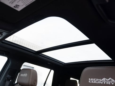 Used 2024 Chevrolet Tahoe High Country image 14