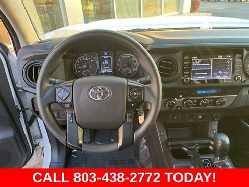 Used 2022 Toyota Tacoma SR AWD/4WD image 16