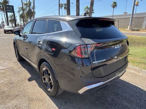 New 2026 Kia Sportage EX w/ EX Panorama Roof Package image 5