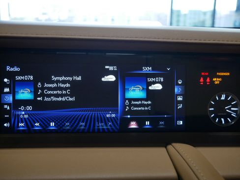 Used 2021 Lexus LC 500 Coupe w/ Sport Package image 22