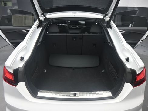 Used 2024 Audi A5 2.0T Premium Plus image 16