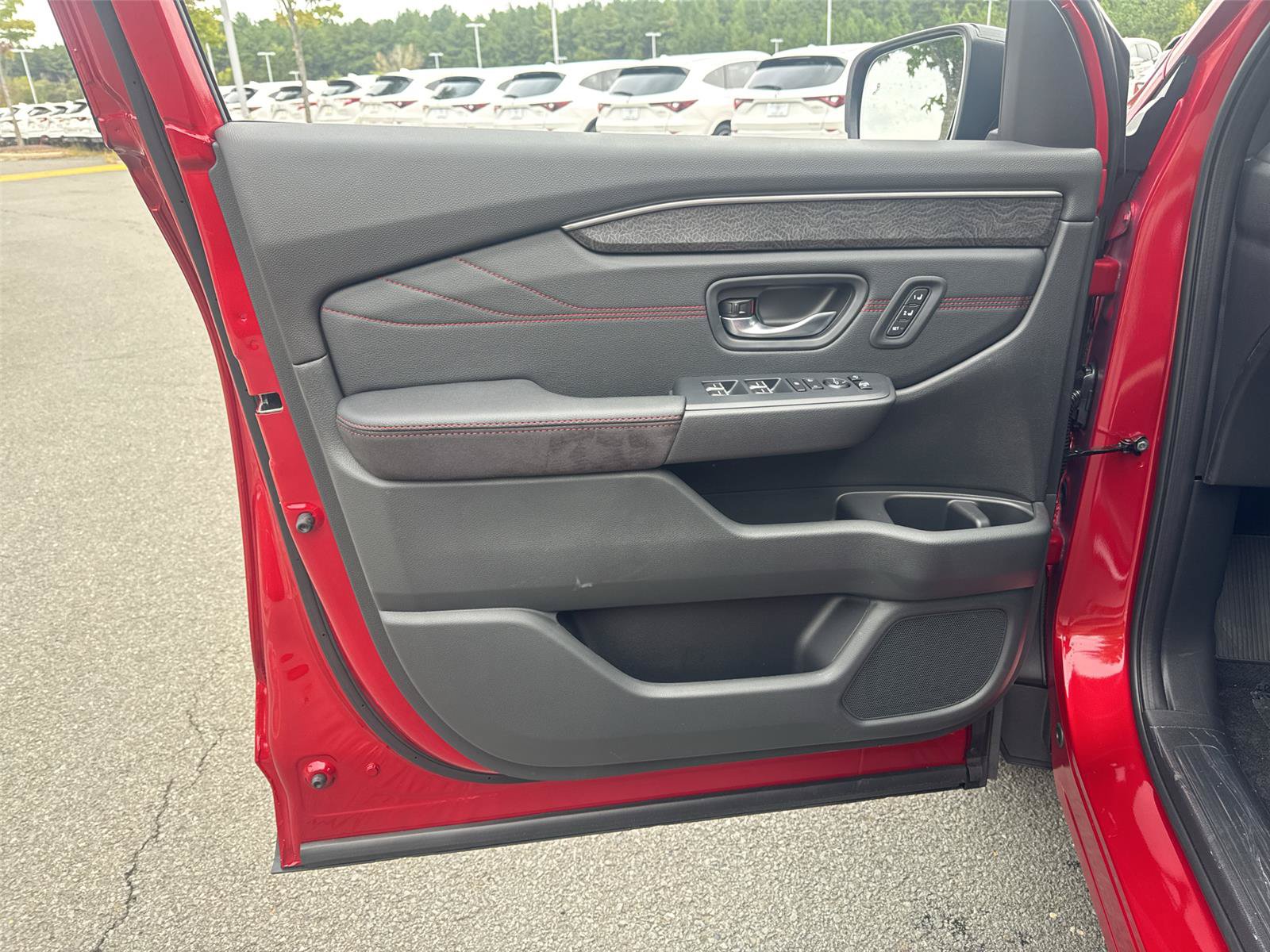 New 2026 Honda Pilot Black Edition image 25