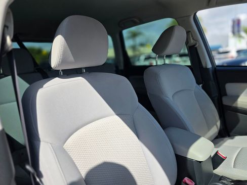 Used 2017 Subaru Forester 2.5i w/ Alloy Wheel Package image 11