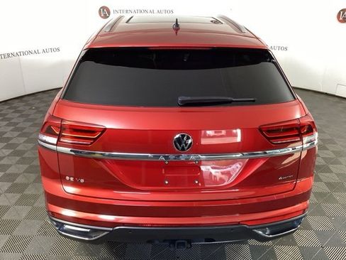 Used 2023 Volkswagen Atlas Cross Sport SE w/ Panoramic Sunroof Package image 5