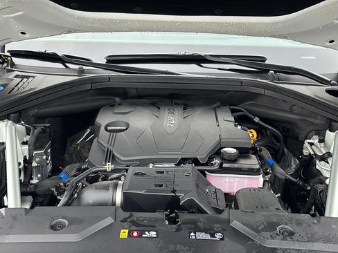 Certified 2026 Genesis GV70 2.5T Advanced image 12