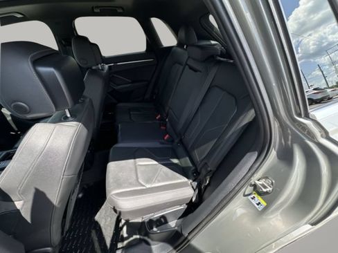 Used 2019 Audi Q3 2.0T Prestige AWD/4WD image 24