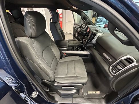 Used 2020 RAM 1500 Big Horn AWD/4WD image 35