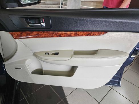 Used 2012 Subaru Legacy 2.5i Limited w/ Popular Pkg 2 image 30