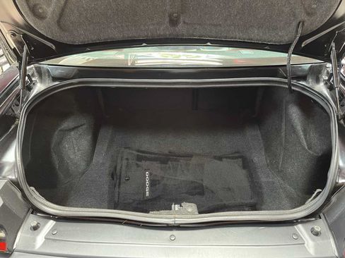 Used 2015 Dodge Challenger SXT Plus RWD image 29