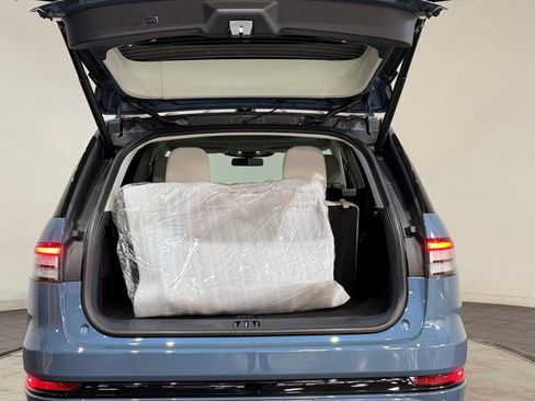New 2026 Lincoln Aviator AWD image 31