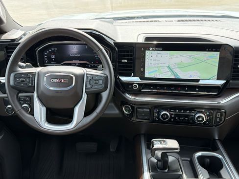 Used 2024 GMC Sierra 1500 SLT w/ SLT Premium Plus Package image 30