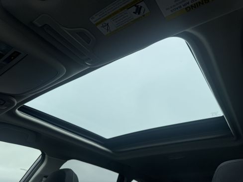 Certified 2024 Subaru Forester Premium AWD/4WD image 28