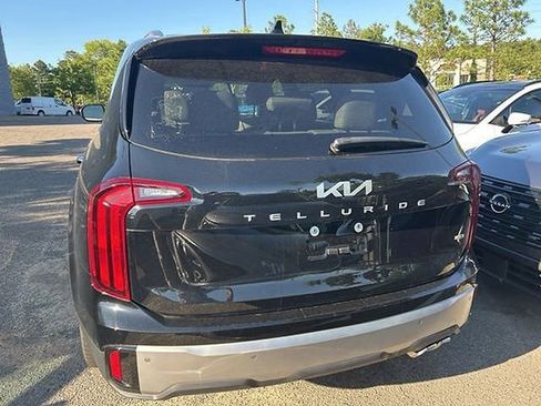 Used 2023 Kia Telluride S AWD/4WD image 8