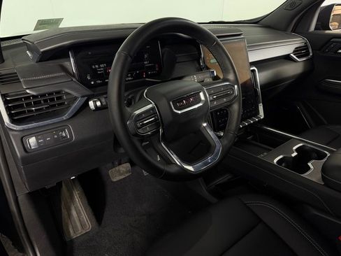 Used 2025 GMC Acadia Elevation w/ Elevation Premium Package image 21