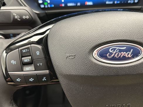 Used 2023 Ford Escape Platinum w/ Premium Technology Package AWD/4WD image 18