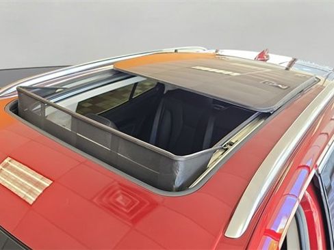 Used 2022 Buick Envision Essence w/ Safety Package image 28