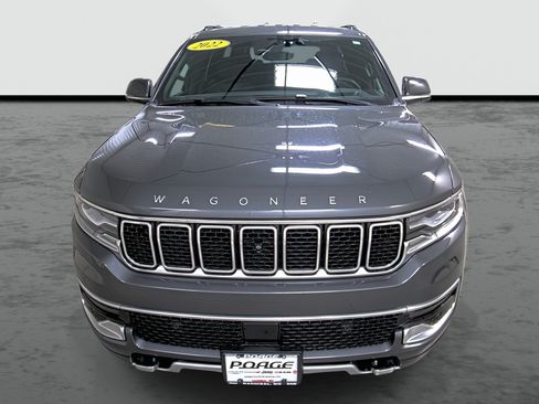 Used 2022 Jeep Wagoneer Series II w/ Convenience Group I AWD/4WD image 6